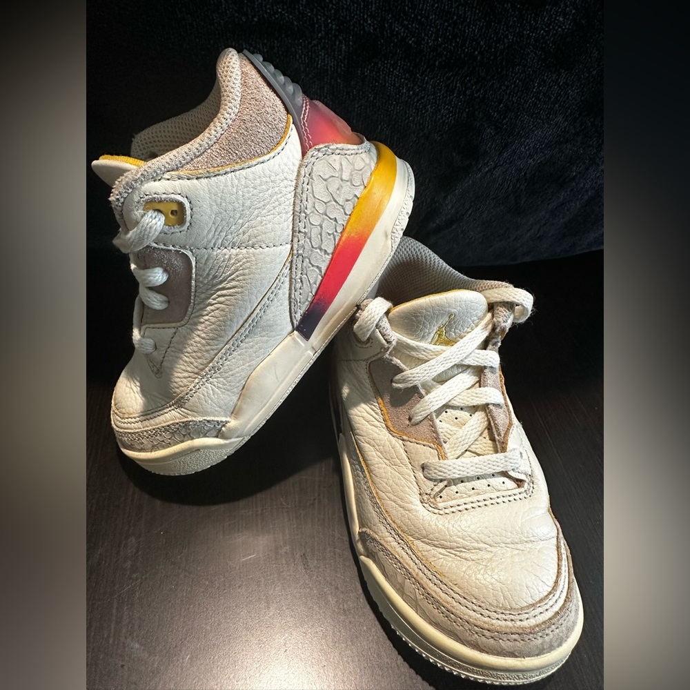 Nike Kids Sneakers in White and Yellow with Red Accents